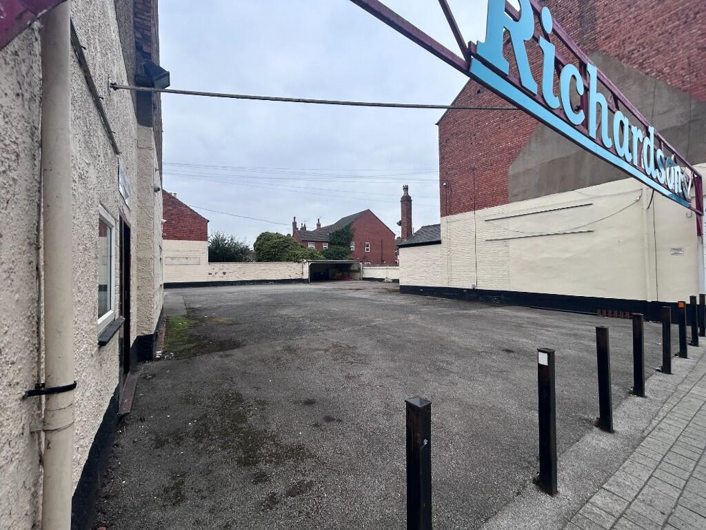 Main image of property: High Street, Lincoln, Lincolnshire, LN5