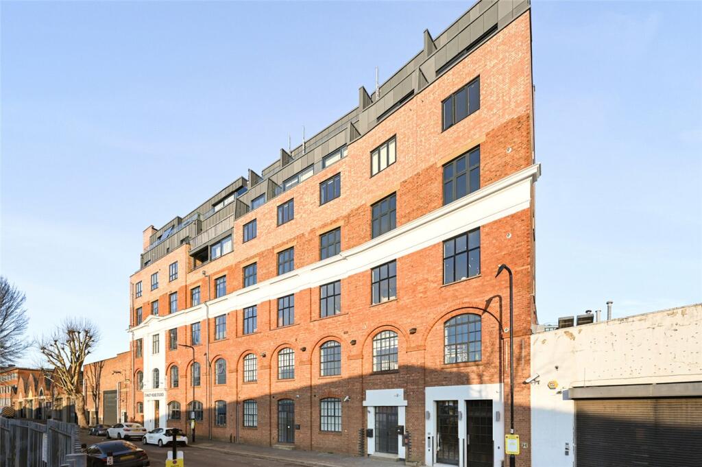 Apartment in London - View 4
