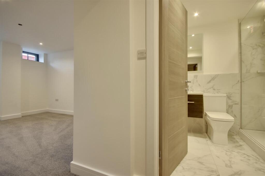 Apartment in Portsmouth - View 5