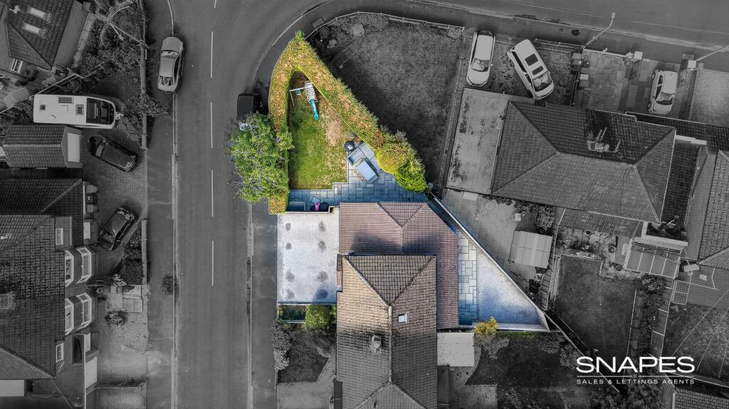 House in Stockport - View 4