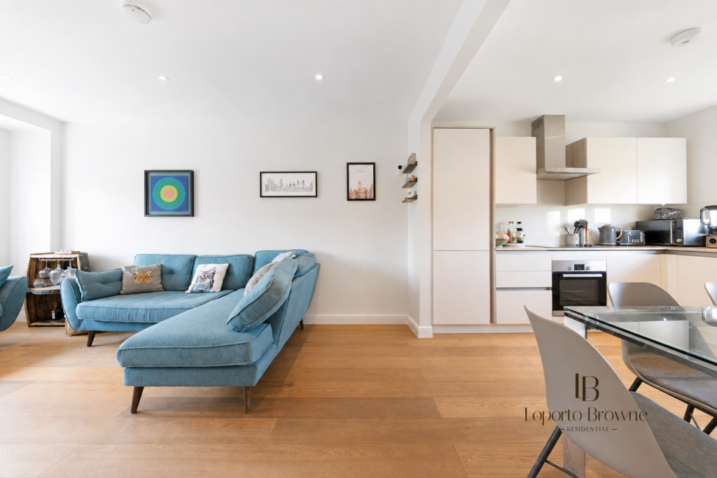 Apartment in London - View 2