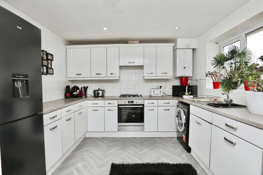 House in Knowsley, Kirkby - View 4