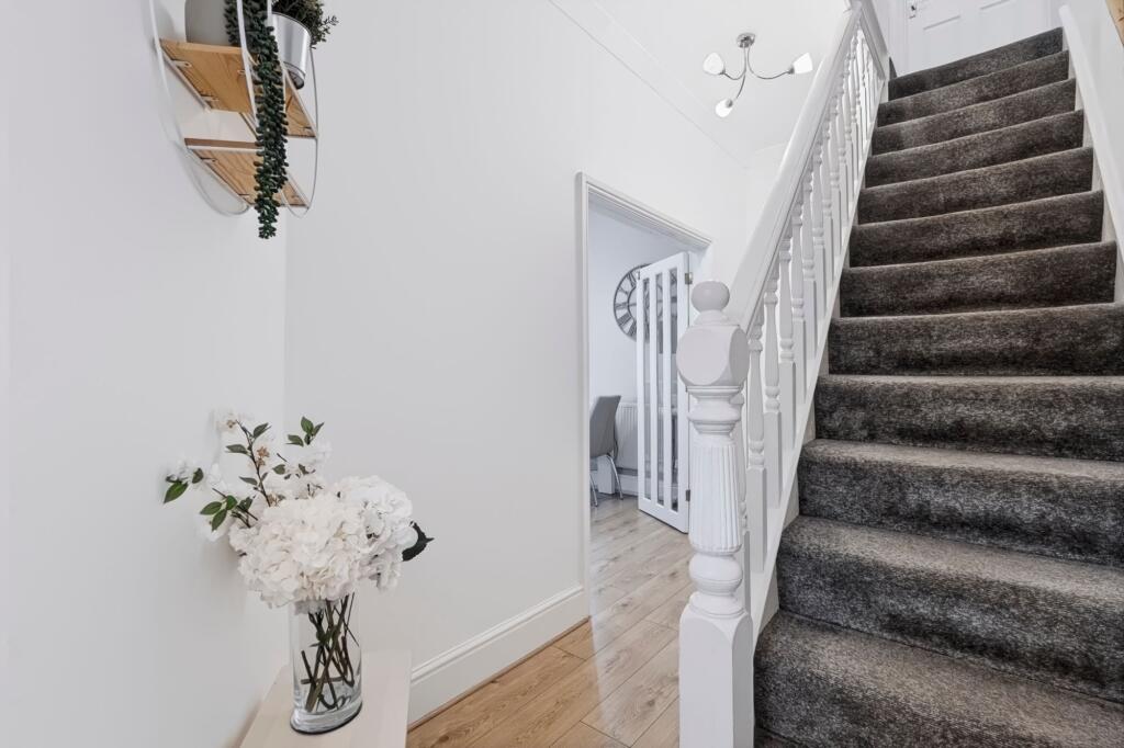 House in Pontypridd, Hawthorn - View 2