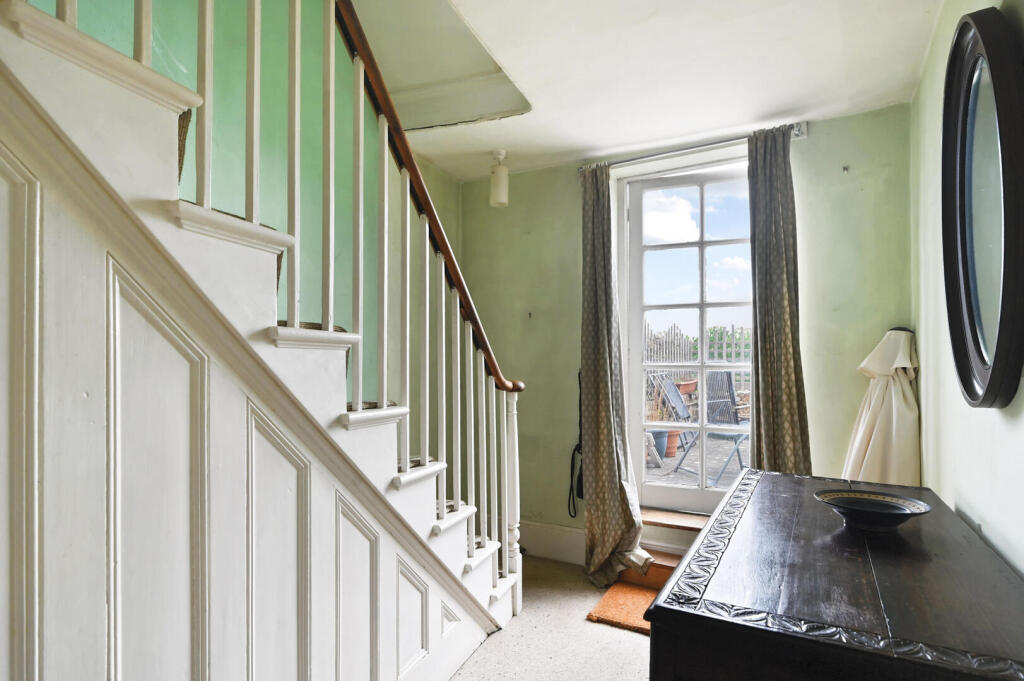 House in Tonbridge - View 4