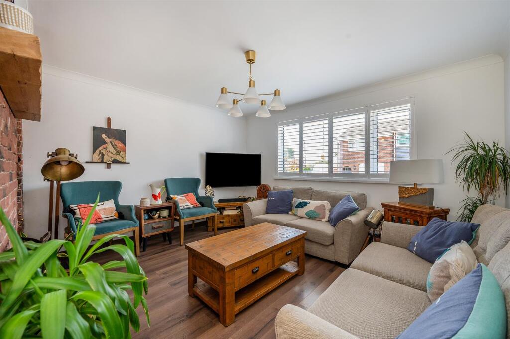 House in Havant, Cowplain - View 5