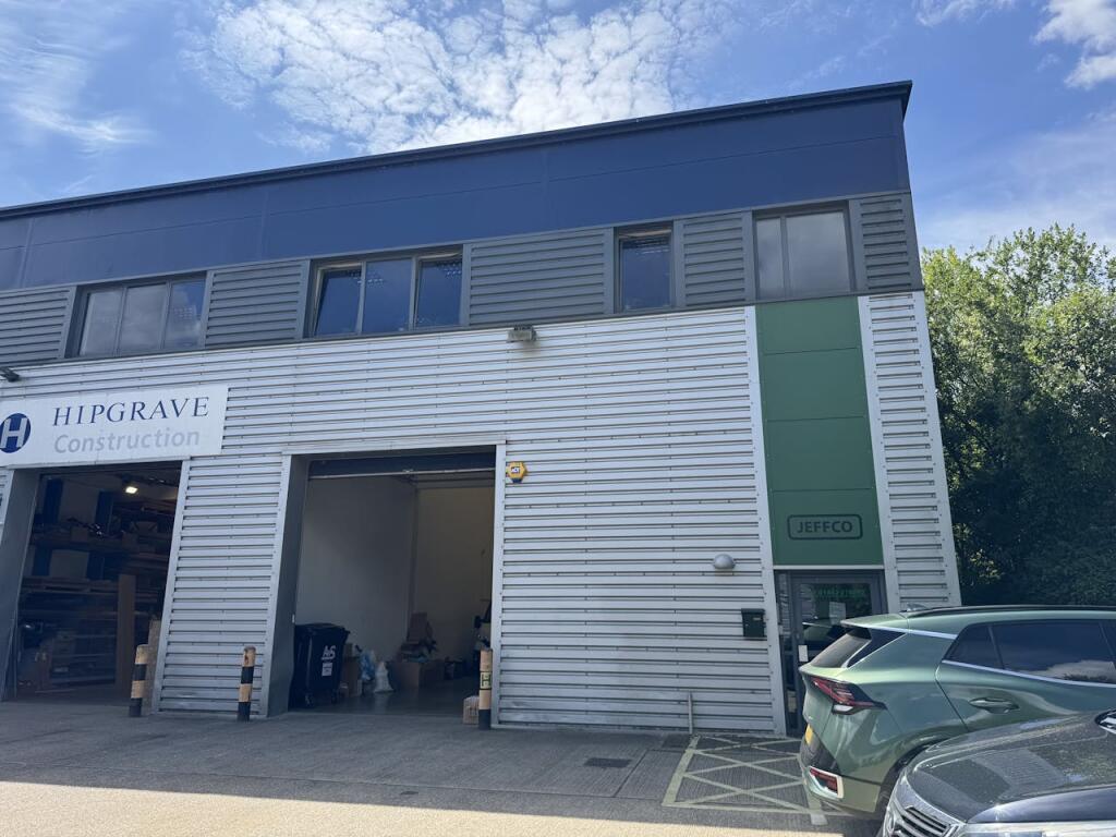 Main image of property: Unit 10 Chancerygate Business Centre, Whiteleaf Road, Hemel Hempstead, HP3 9HD