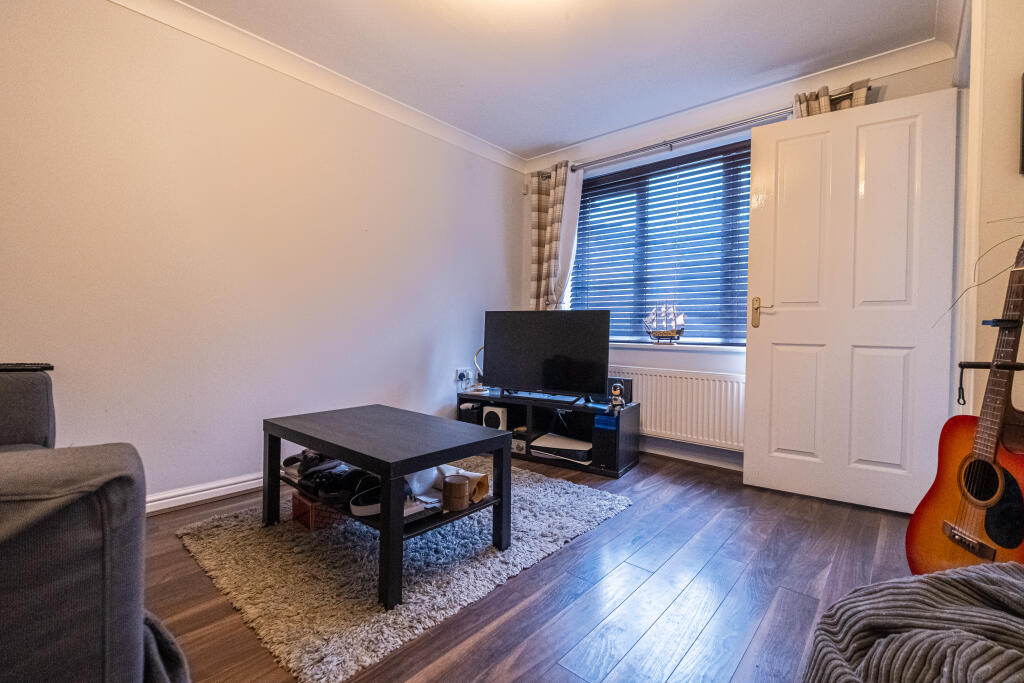 15 Wain Avenue, Chesterfield, Derbyshire S41 0FD photo 3