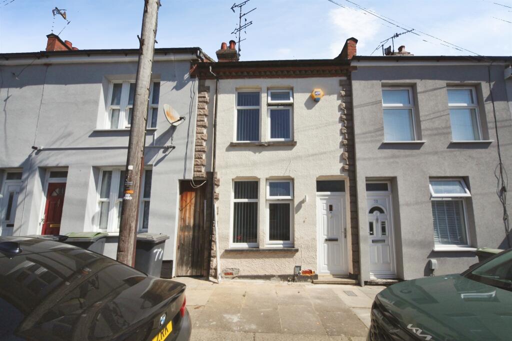 Main image of property: Warwick Road West, Luton