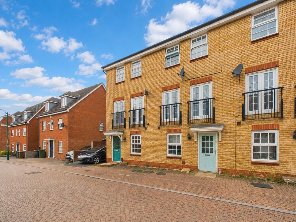 Main image of property: Rothbart Way, Hampton Hargate, Peterborough, PE7 8DZ