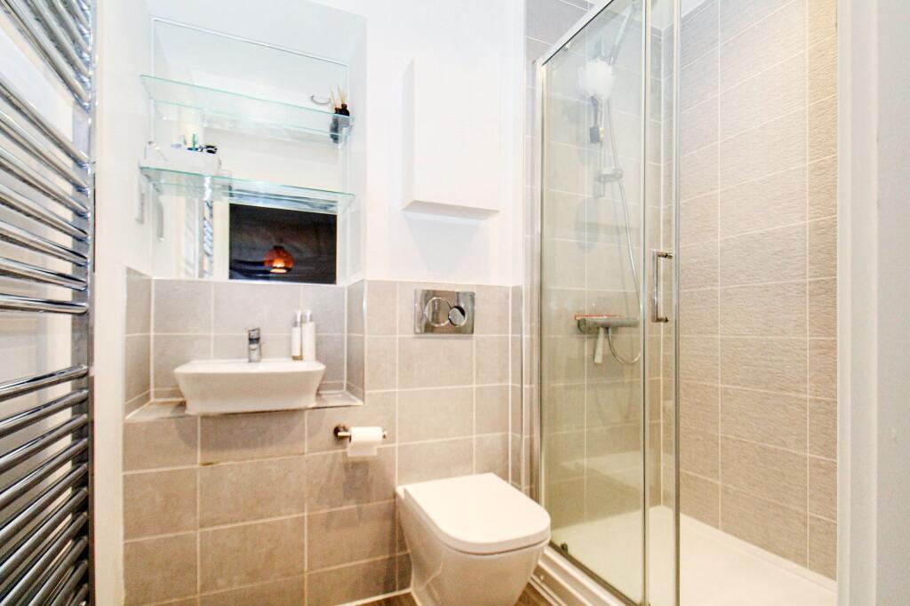 Apartment in Nottingham, Lace Market, St Ann's - View 4