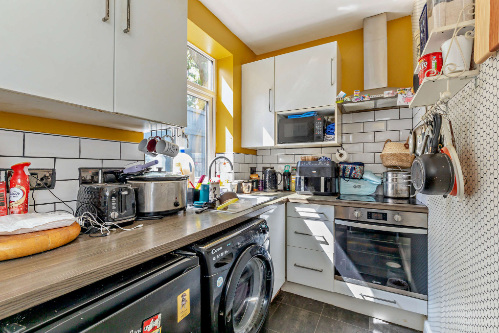 House in Stoke-on-Trent - View 4