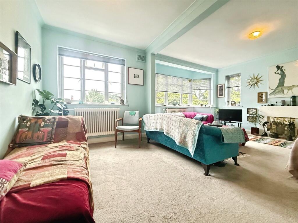 Main image of property: Knighton Court, Knighton Park Road, Stoneygate, LE2