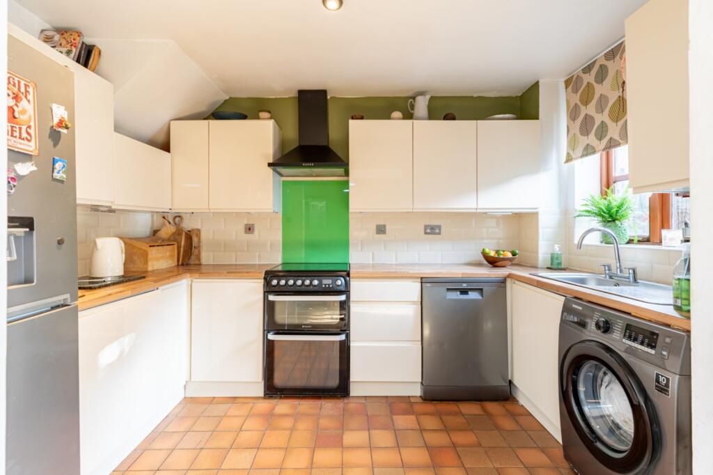 House in Ogbourne St George, Wiltshire - View 4