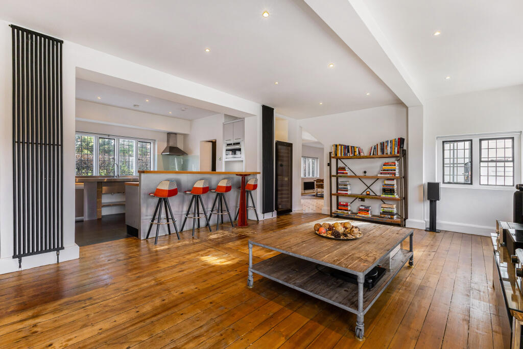 Main image of property: 1 College Avenue, Epsom, KT17