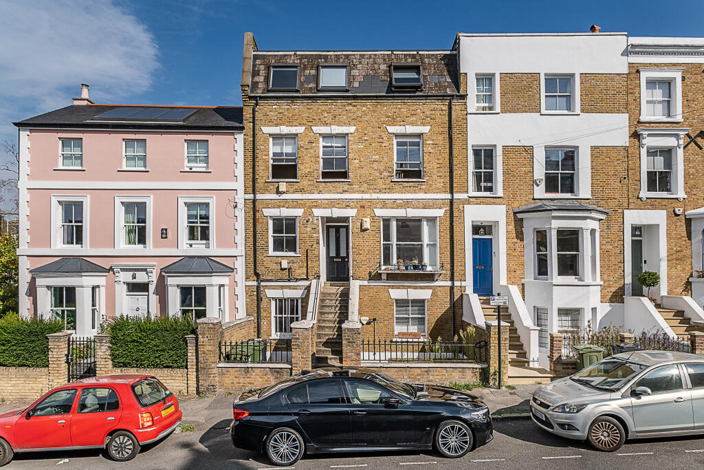 2-bed flat on Lambourn Road, London, SW4, £700,000