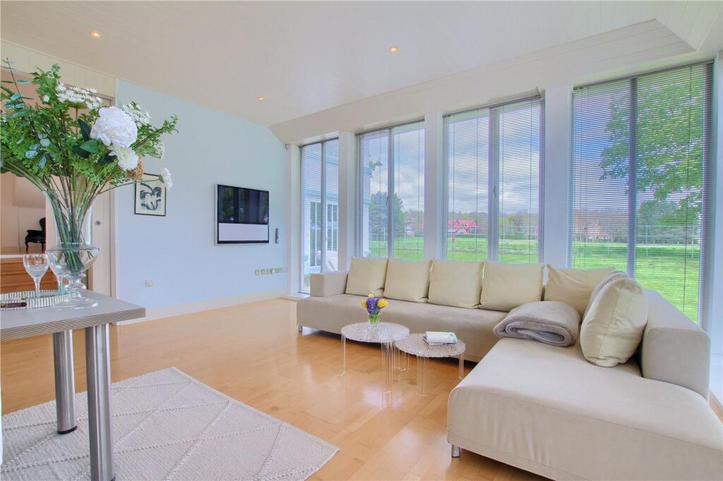 Castlereagh, Wynyard, TS22 - View 5