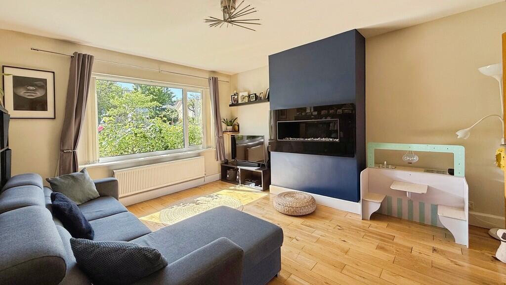 Studland Park, Westbury photo 4