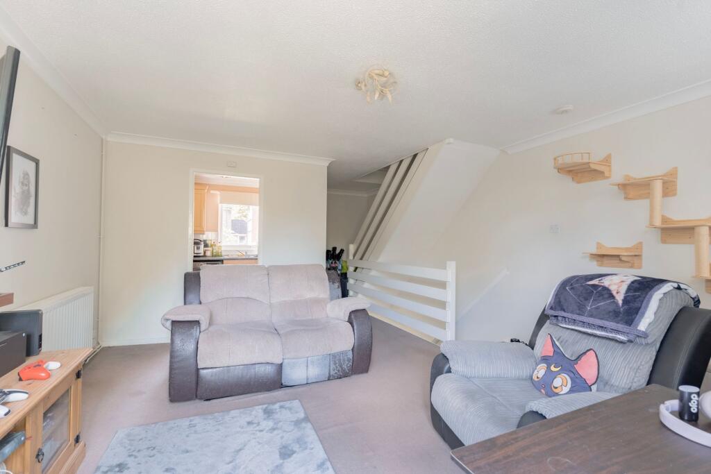 Apartment in Norwich, Mile Cross - View 5
