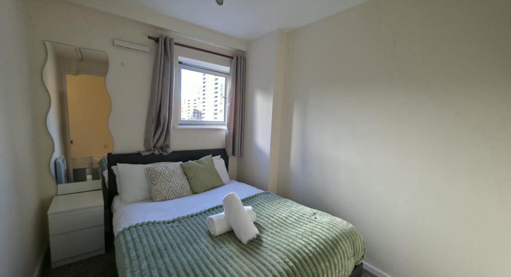 Apartment in Birmingham - View 3