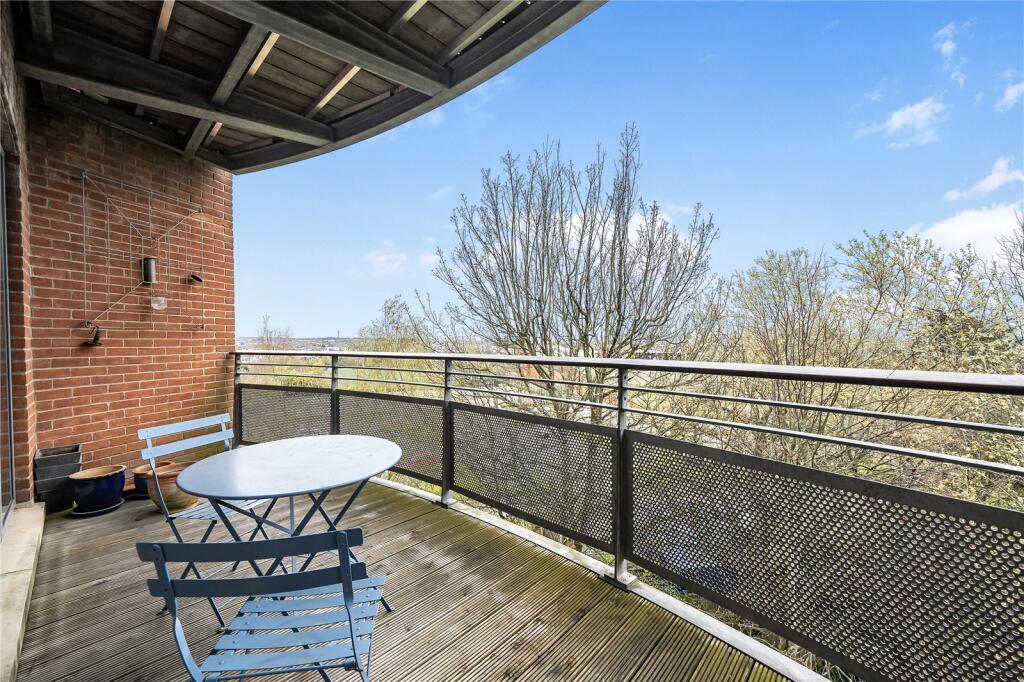 Apartment in Bristol, Alderman's Park, Redland - View 4