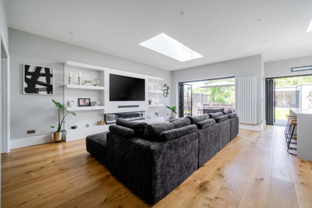 House in Weybridge - More