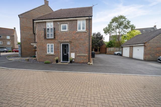 Main image of property: Warner Close, Basingstoke, Hampshire