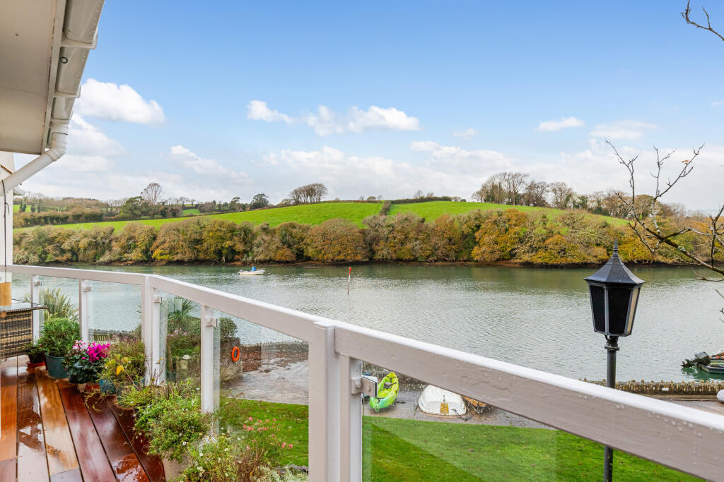 Main image of property: Embankment Road, Kingsbridge