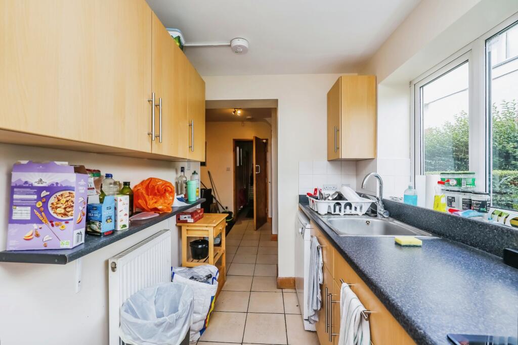 House in Nottingham, Lenton Abbey - View 5