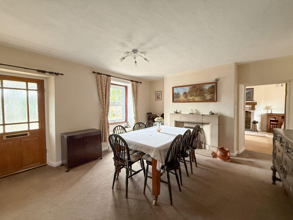 House in Taunton - View 4