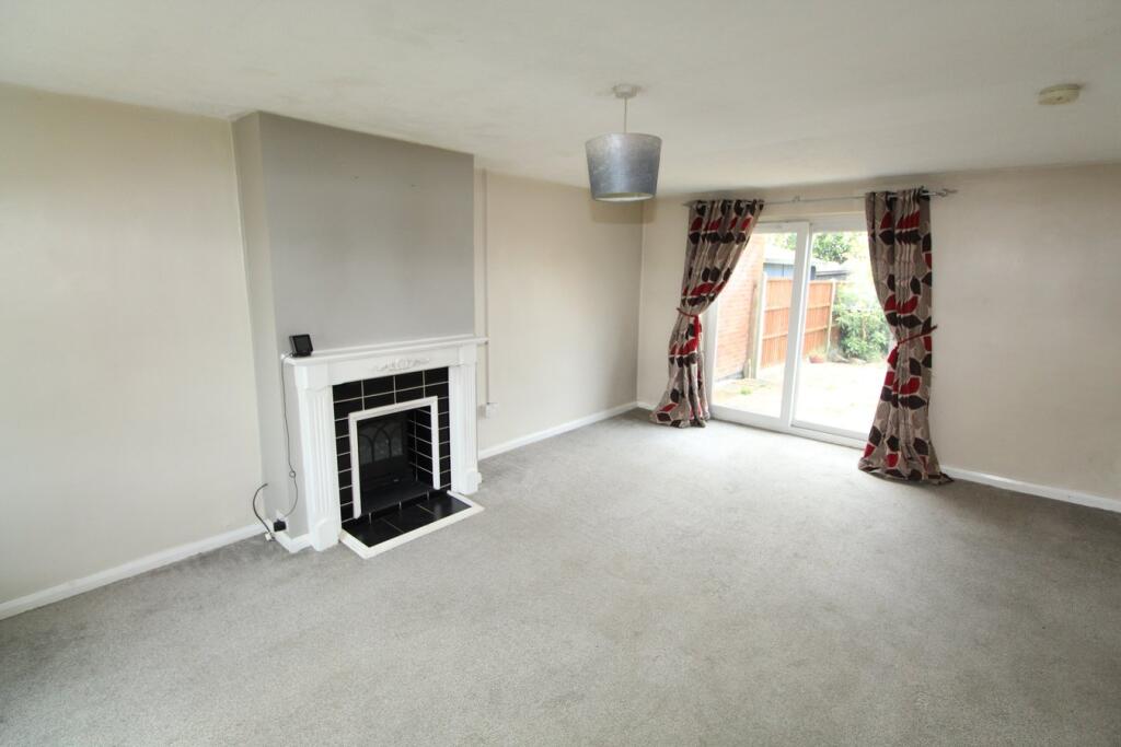 Dunley Way, Lutterworth, LE17 photo 3