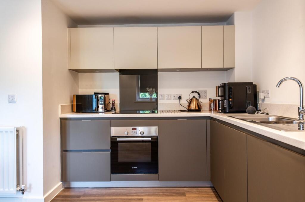 Apartment in Dartford - View 5