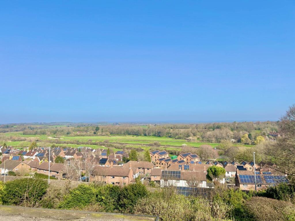 Eleanor Close, Lewes photo 2