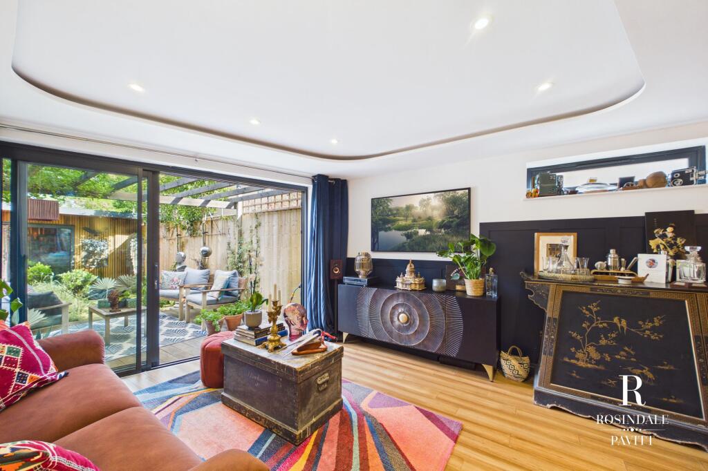 House in London, Hackbridge - View 3