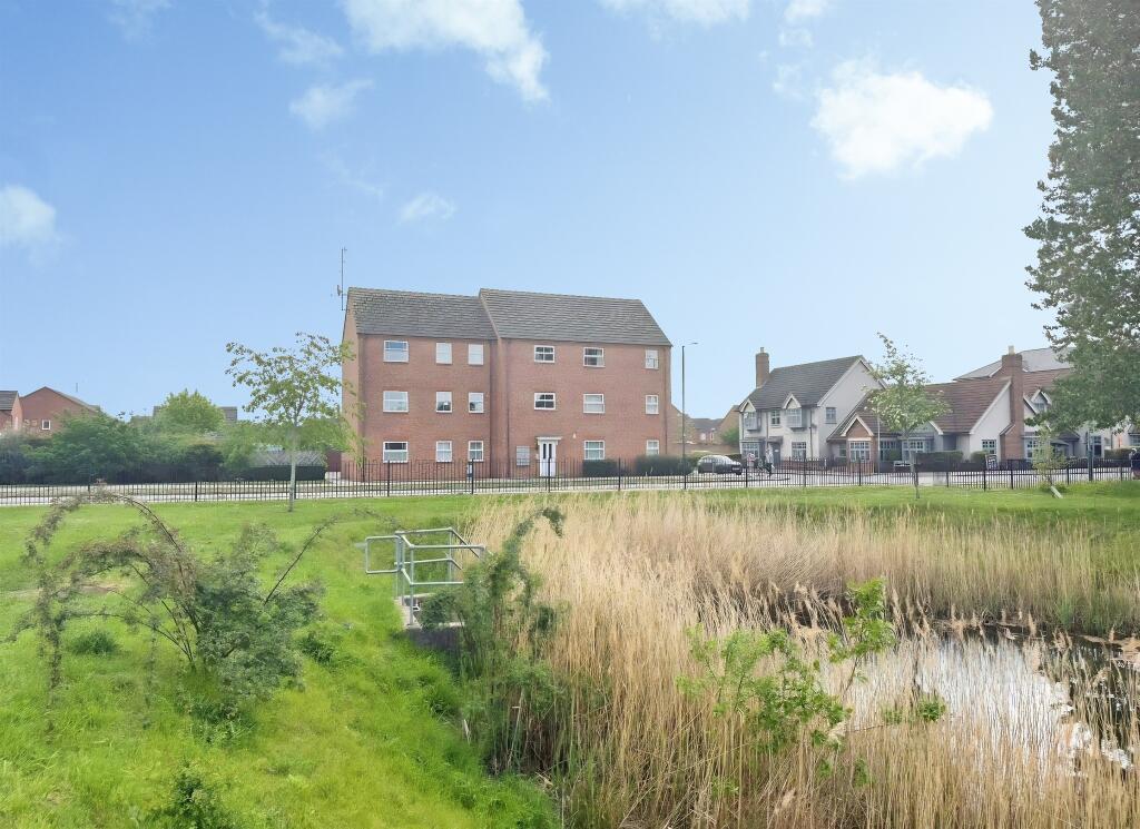 Main image of property: Priors Grove Close, Warwick