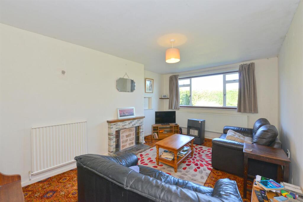 Station Road, Dorrington, Shrewsbury photo 3