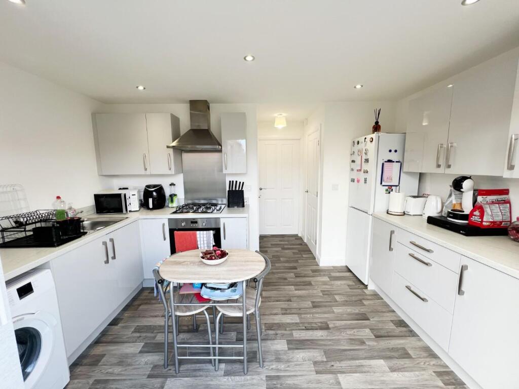 Edison Drive, Spennymoor photo 4