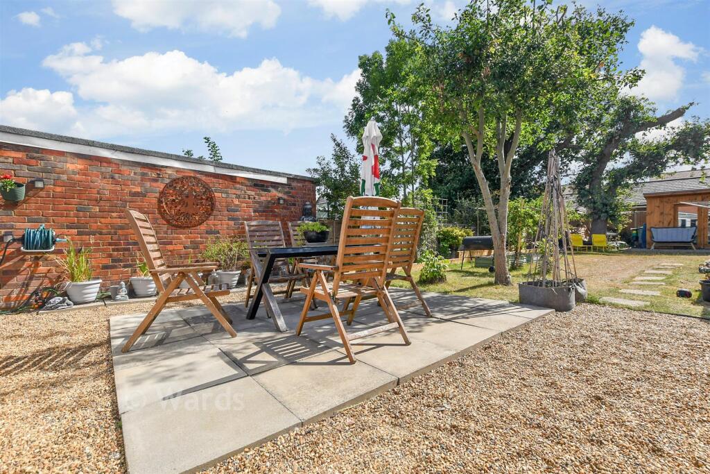 House in Tonbridge - View 2