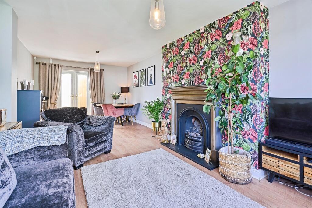 House in Birmingham, Sutton Coldfield - View 2