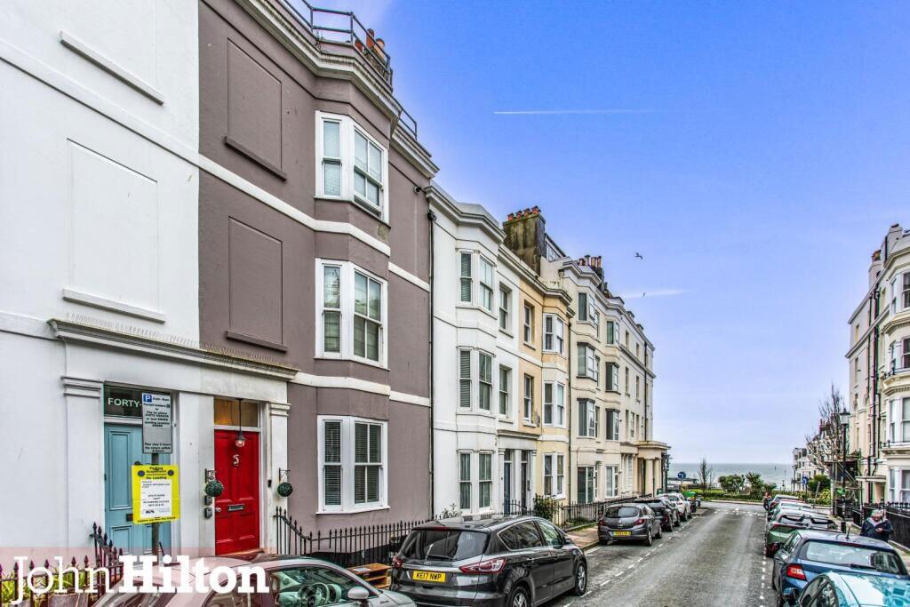 Main image of property: Devonshire Place, Brighton, East Sussex, BN2 1QB