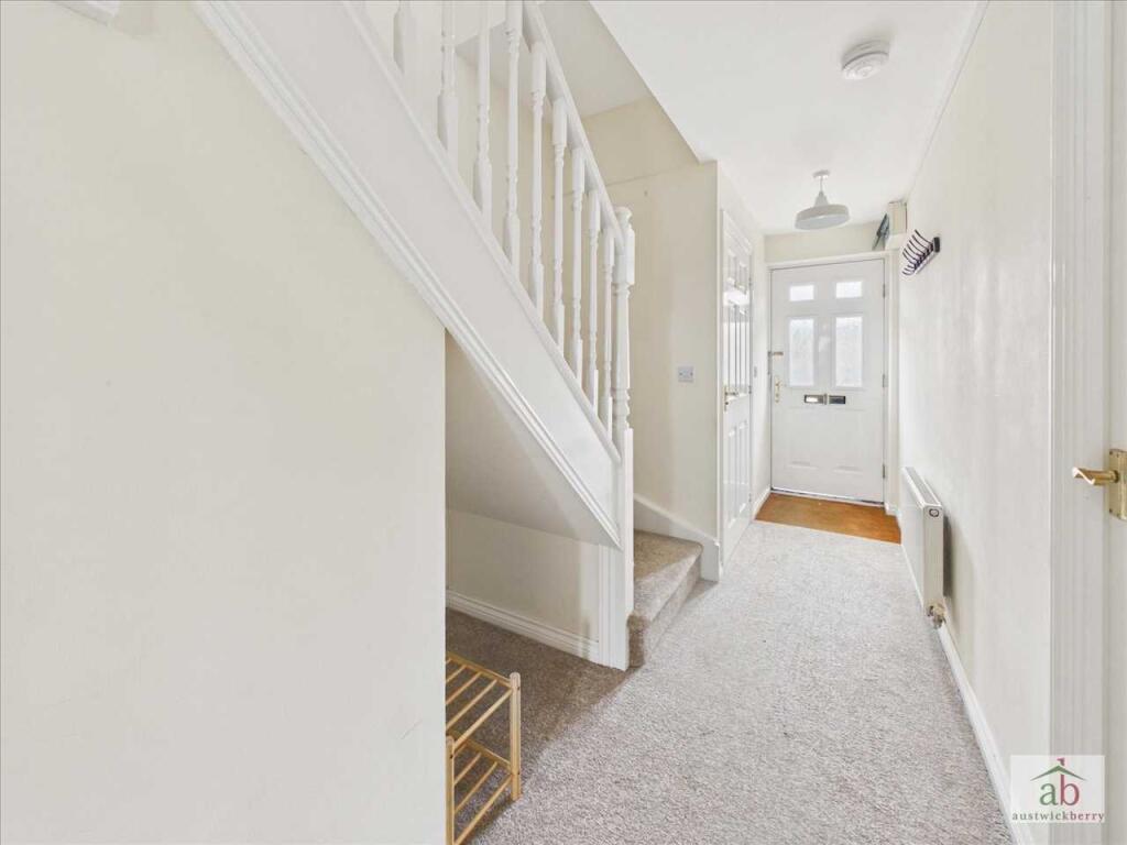 Quantrill Terrace, Grange Farm, Kesgrave photo 3