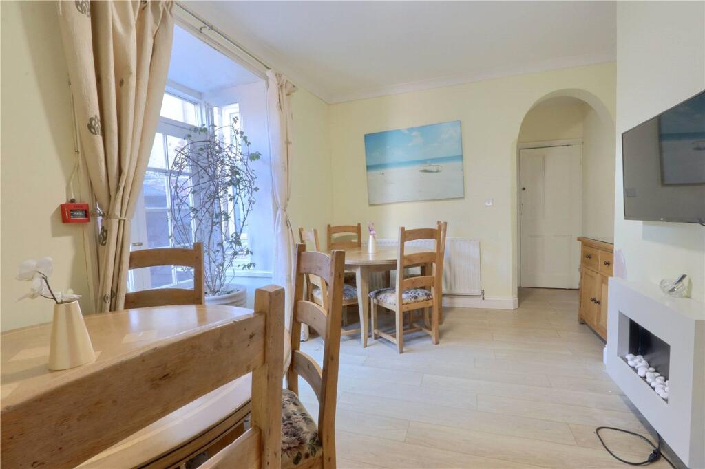 House in Stockton-on-Tees - More
