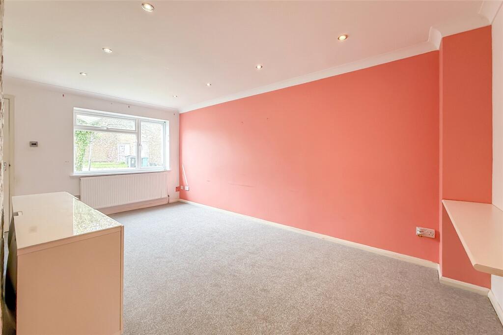 Additional image 12 of Elizabeth Court, St. Albans, Hertfordshire, AL4