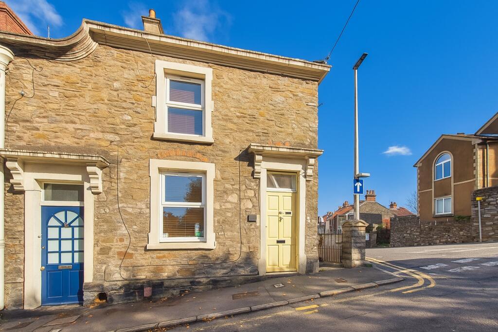 2-bed terraced on Chapel Hill, Clevedon, North Somerset, BS21, £255,000