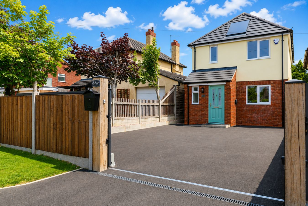 Main image of property: Station Road, Great Billing, Northampton, NN3