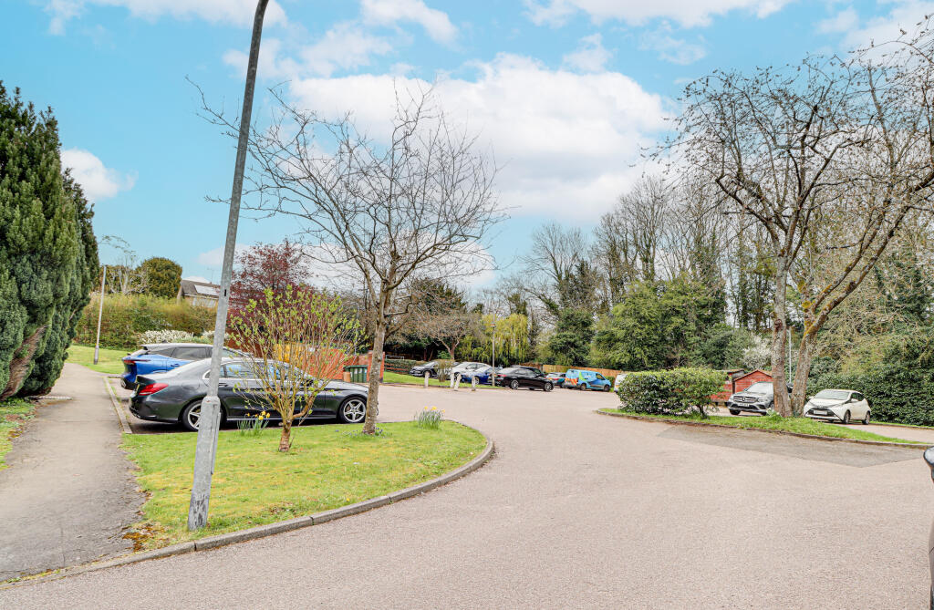 Additional image 9 of Hillside Road, Harpenden, AL5