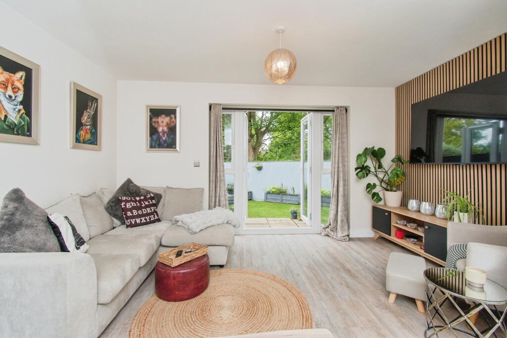 Vicars Terrace, Allerton Bywater, Castleford, West Yorkshire, WF10 photo 3