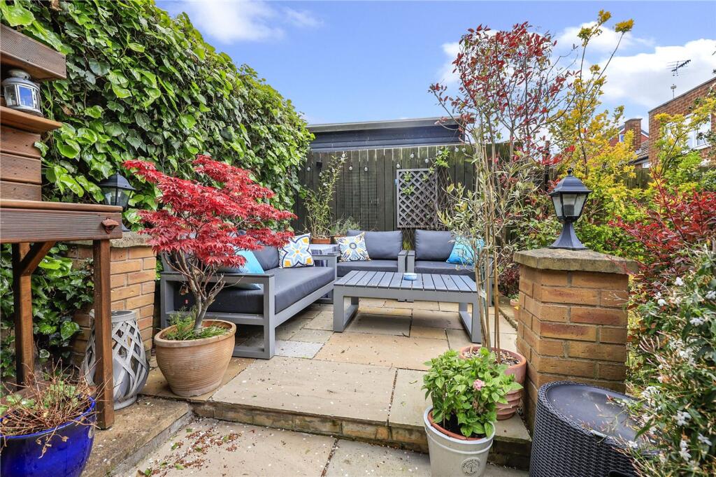 The Avenue, Nunthorpe, TS7 photo 3
