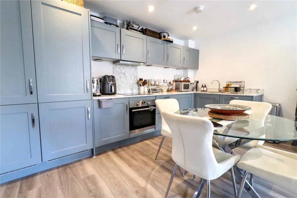 House in Bath - View 3