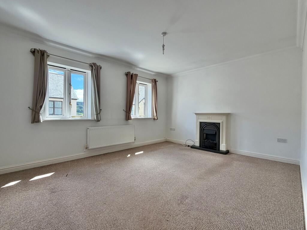 House in Exeter - View 3