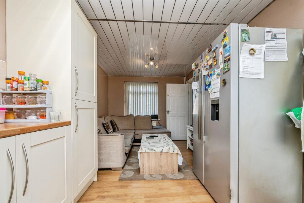 House in Birmingham, West Midlands - View 5